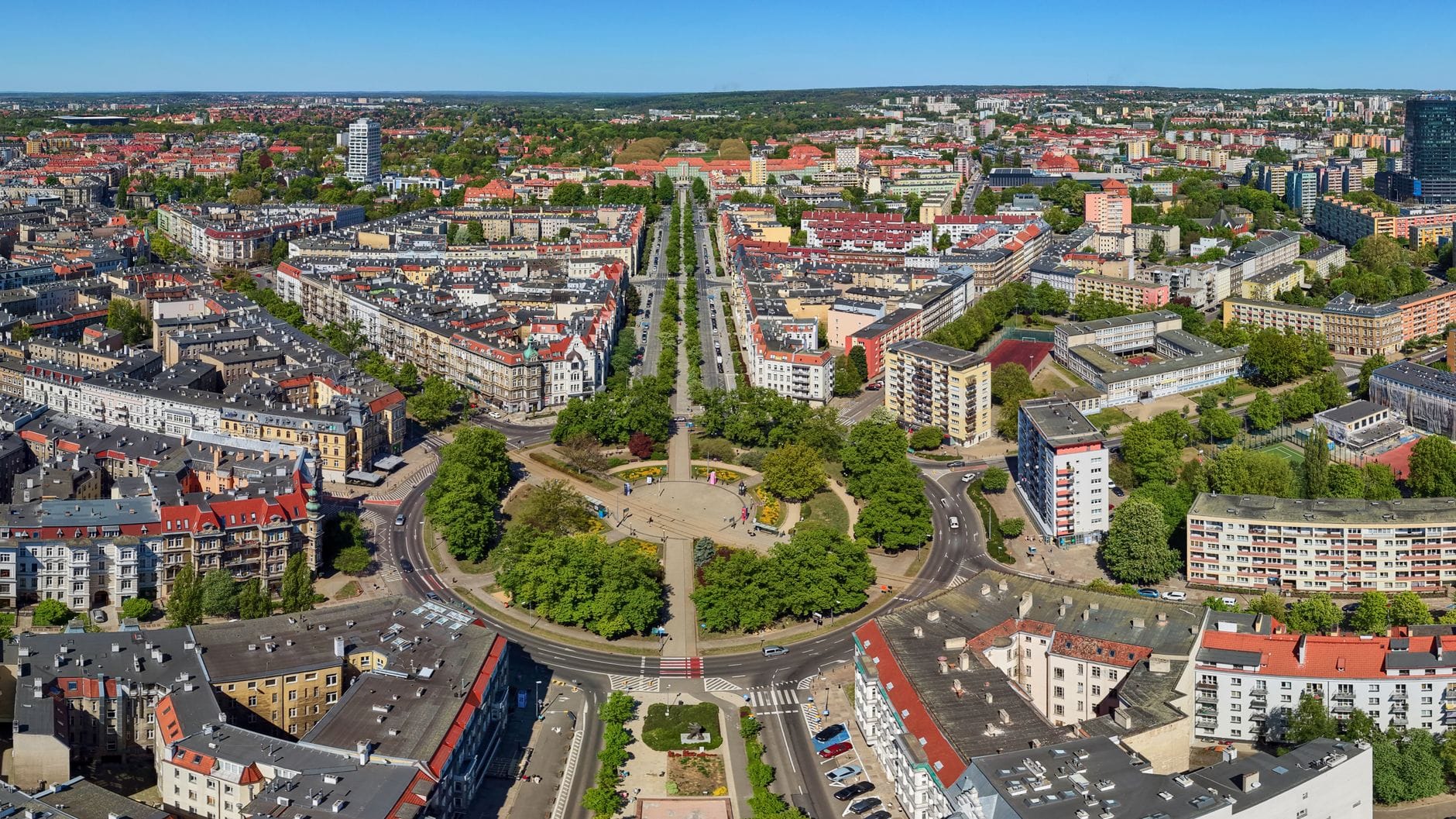 Szczecin na weekend: jak wybrać apartament na krótki pobyt
