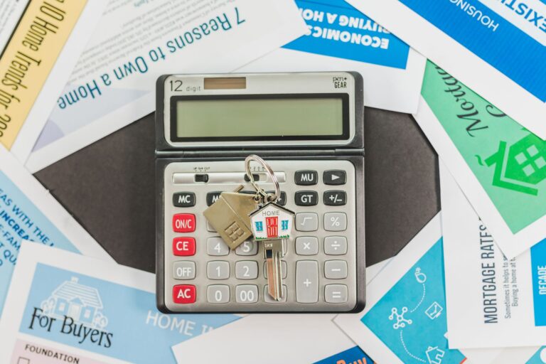 Kalkulator i dokumenty dotyczące finansowania zakupu mieszkania